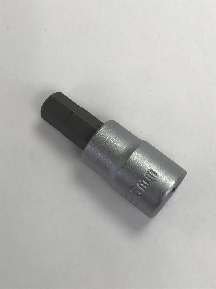 F3243206 1/4" Головка бита  6 гранн 6 мм L=32mm