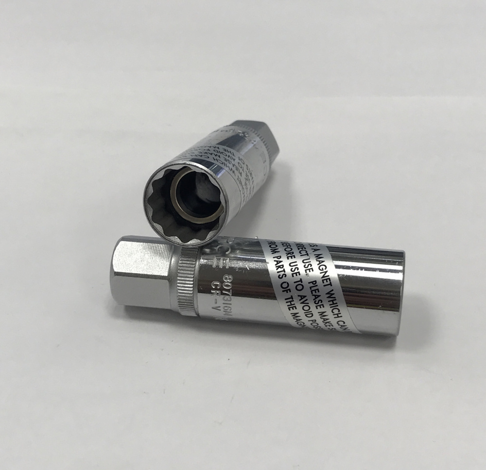 F807316M 3/8" Головка свечная, магнитная, 12-гран.S=16 мм